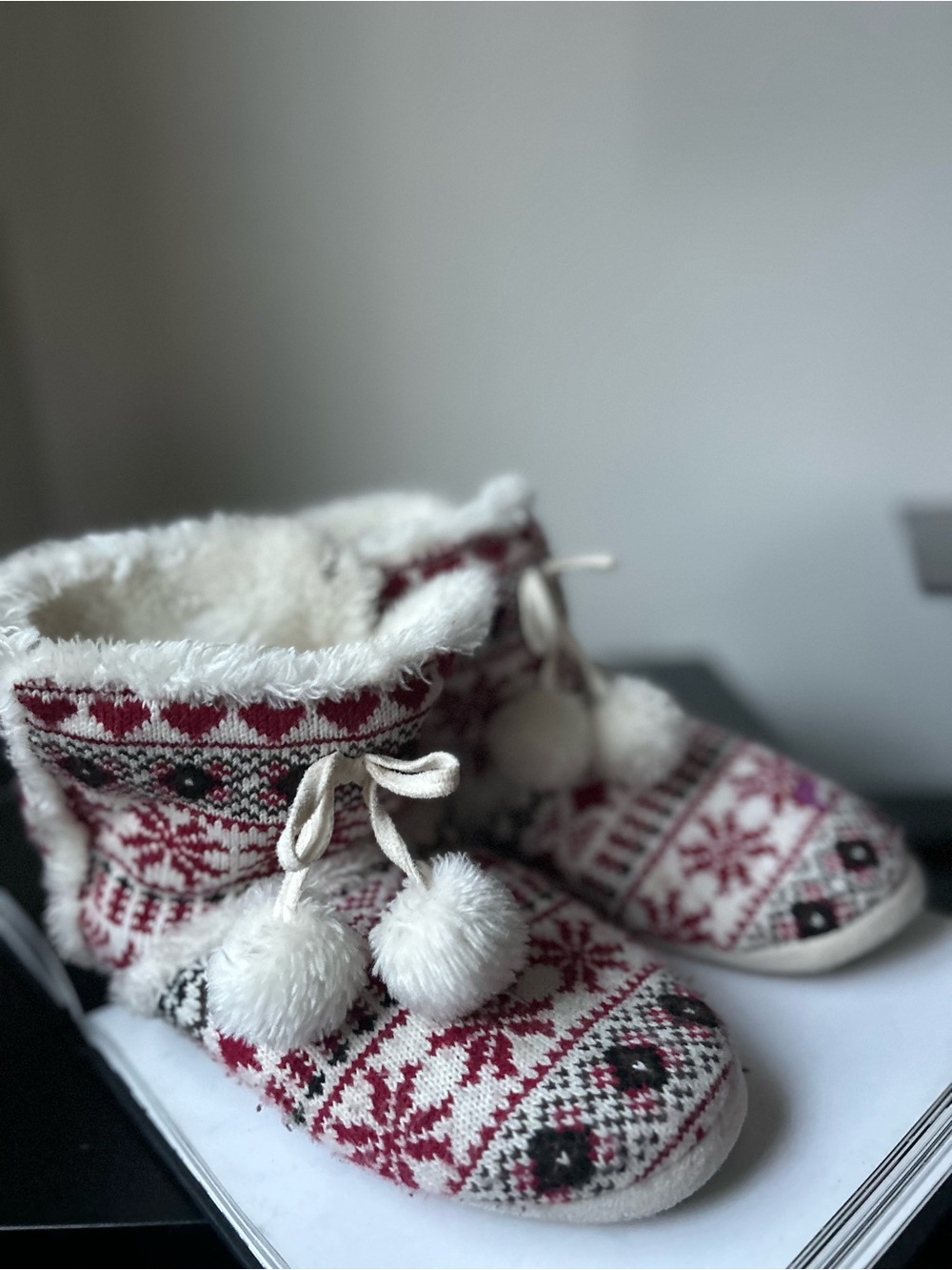 Joe boxer 7/8 Cozy Red & White Fair Isle Slipper Boots